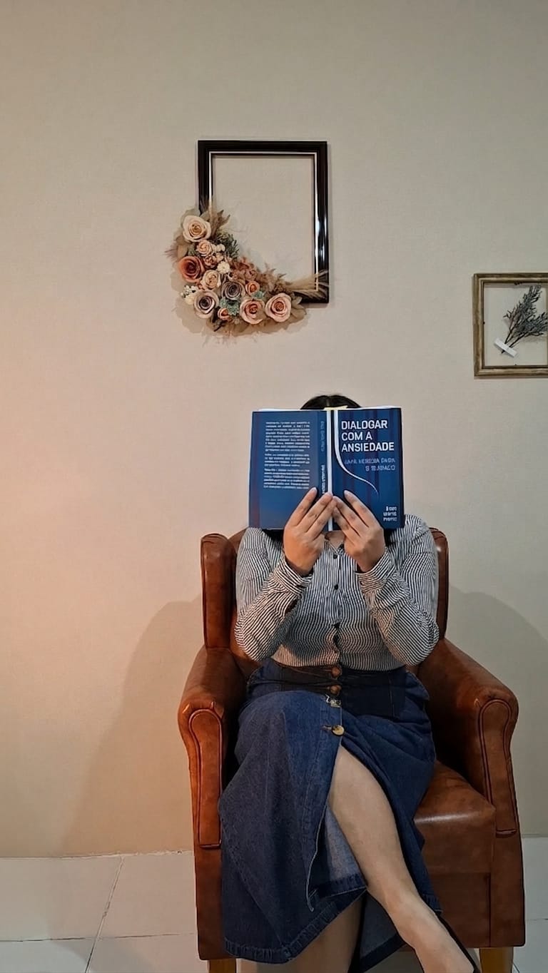 Lendo livro - Ansiedade